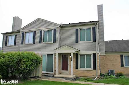 44607 Connecticut Clinton Township, MI 48038