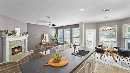 12 Juniper Berry WAY #4 Austin, TX 78734