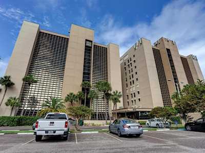 900 Gulf Blvd #305 Indian Rocks Beach, FL 33785