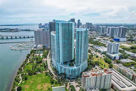 1900 N Bayshore Dr #516 Miami, FL 33132