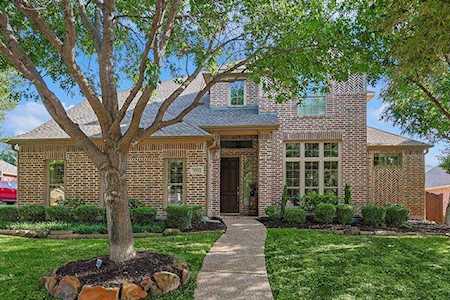 771 Lark Street Lantana, TX 76226