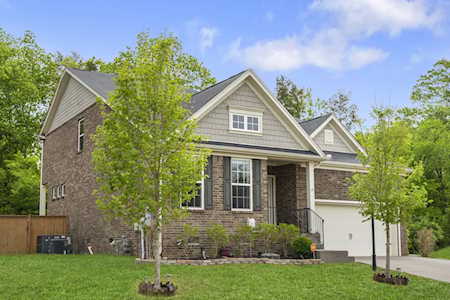 2821 Lakeside Meadows Cir Mount Juliet, TN 37122