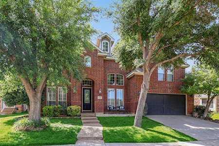8391 Navisota Drive Lantana, TX 76226