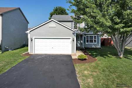 1827 Sunflower Dr Dekalb, IL 60115