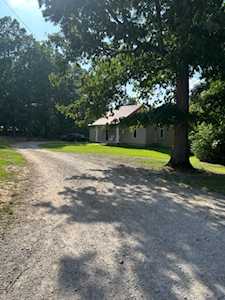 1016 Owen Ct Ashland City, TN 37015