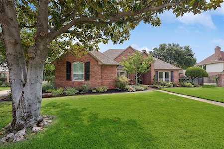 1205 Sabine Court Southlake, TX 76092