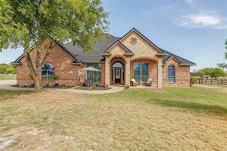 3313 Bent Creek Trail Crowley, TX 76036