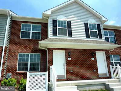 38 Cotswood Ct Smyrna, DE 19977
