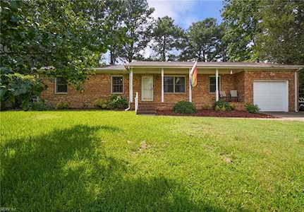 341 Pefley Dr Norfolk, VA 23502