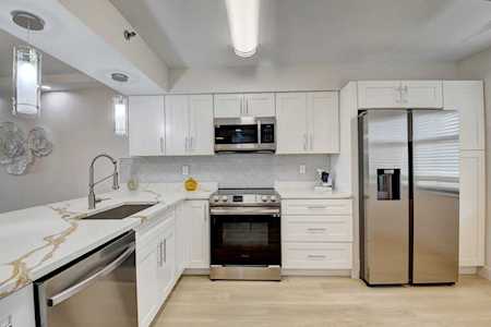 7240 Huntington Lane #203 Delray Beach, FL 33446
