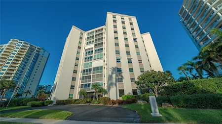 435 S Gulfstream Ave #201 Sarasota, FL 34236