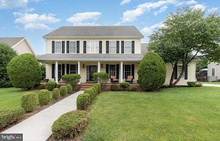 509 Barbara Dr Mechanicsburg, PA 17050