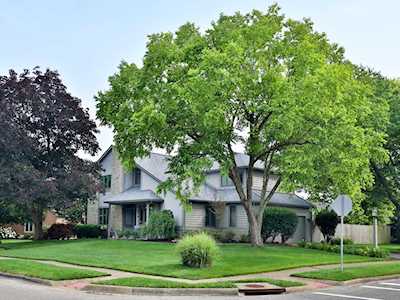 2421 Collins Drive Worthington, OH 43085