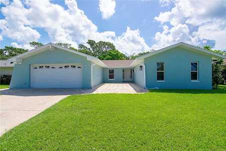 10697 Del Prado Dr E Largo, FL 33774