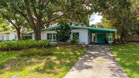 2934 Bay St Sarasota, FL 34237