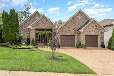 537 Summit Oaks Ct Nashville, TN 37221
