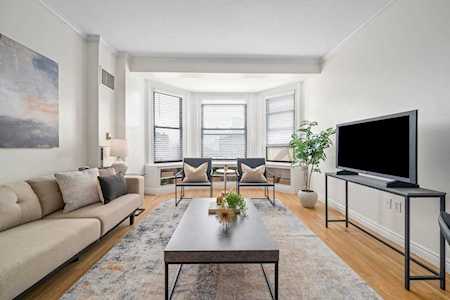 4 Charlesgate E #802 Boston, MA 02215