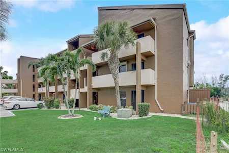 2069 W Lakeview Blvd #6 North Fort Myers, FL 33903