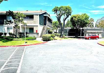 2811 S. Fairview #E Santa Ana, CA 92704