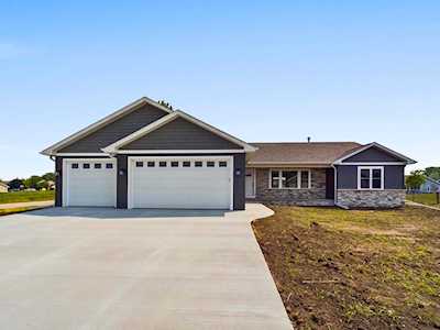 3921 Braeburn St Oshkosh, Town of Algoma, WI 54904