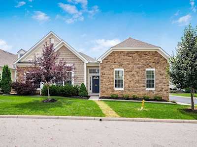 4548 Newport Loop Grove City, OH 43123