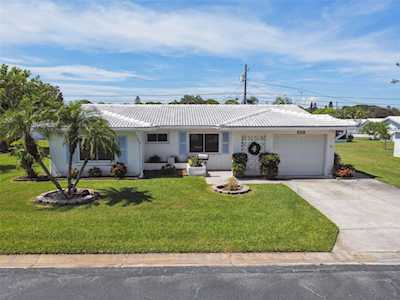 14116 88th Ave Seminole, FL 33776