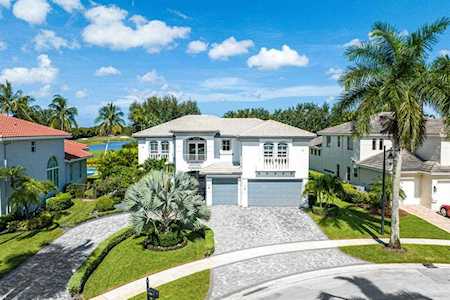 15918 Laurel Creek Drive Delray Beach, FL 33446