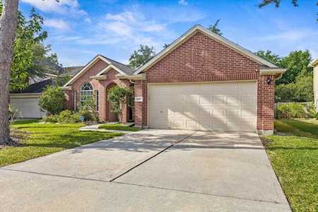 18215 Cobblestone Dr Cypress, TX 77429