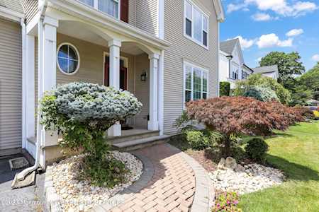 6 Bernadette Rd Morganville, NJ 07751