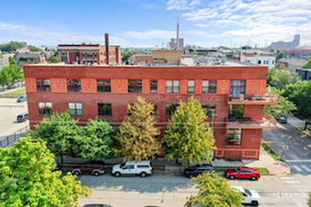 1061 W 16th St #208 Chicago, IL 60608