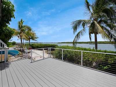 2406 Harbour Cove Drive Hutchinson Island, FL 34949