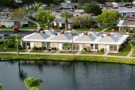 4350 Tahitian Gardens CIRCLE #F Holiday, FL 34691