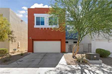 6454 Cinnamon Hazelnut St North Las Vegas, NV 89084