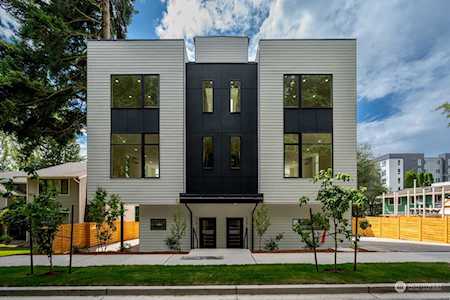 17919 Stone Ave N #B Shoreline, WA 98133