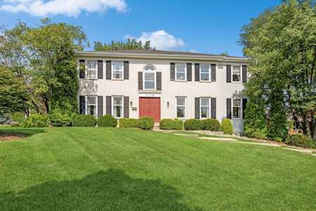 268 Columbine Ave E Clarendon Hills, IL 60514