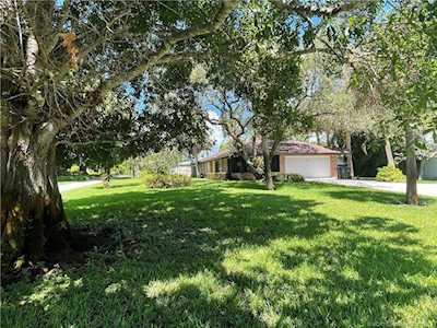 1449 SE Mango Place Stuart, FL 34996