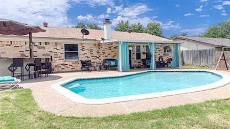 6621 Kitty Drive Watauga, TX 76148