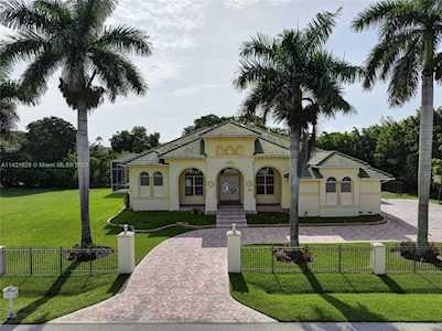1050 NW 120th Ave Plantation, FL 33323