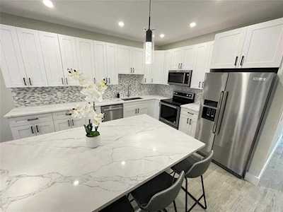 6229 Graycliff Drive #A Boca Raton, FL 33496