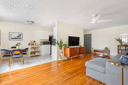 150 Hawthorne St #5-D Brooklyn, NY 11225