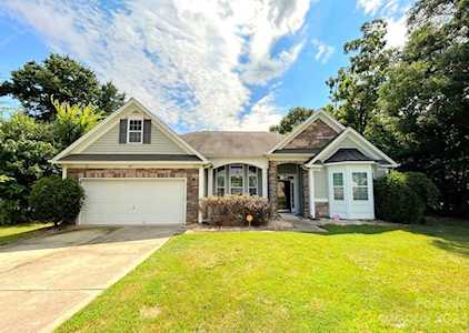 112 Matuka Ct Mount Holly, NC 28120
