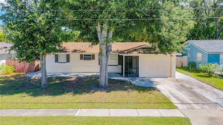 9153 86th Ave N Seminole, FL 33777