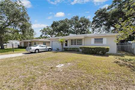 2085 Georgianna St Largo, FL 33774