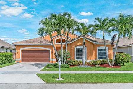 9317 Cove Point Circle Boynton Beach, FL 33472