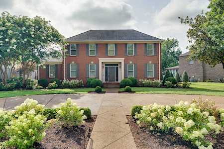 802 Greenbrier Dr Murfreesboro, TN 37130