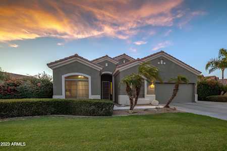 13598 W Holly St Goodyear, AZ 85395