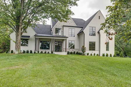 6012 Robert E Lee Drive Nashville, TN 37215