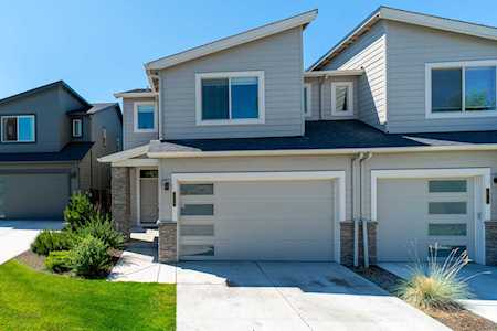 20723 NE Sierra Dr Bend, OR 97701