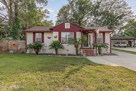1858 Bartram CIR W Jacksonville, FL 32207