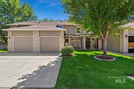 2558 S Falling Brook Boise, ID 83706